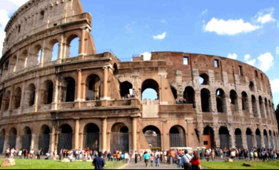 Апартаменты Roma Loft Colosseo Экстерьер фото